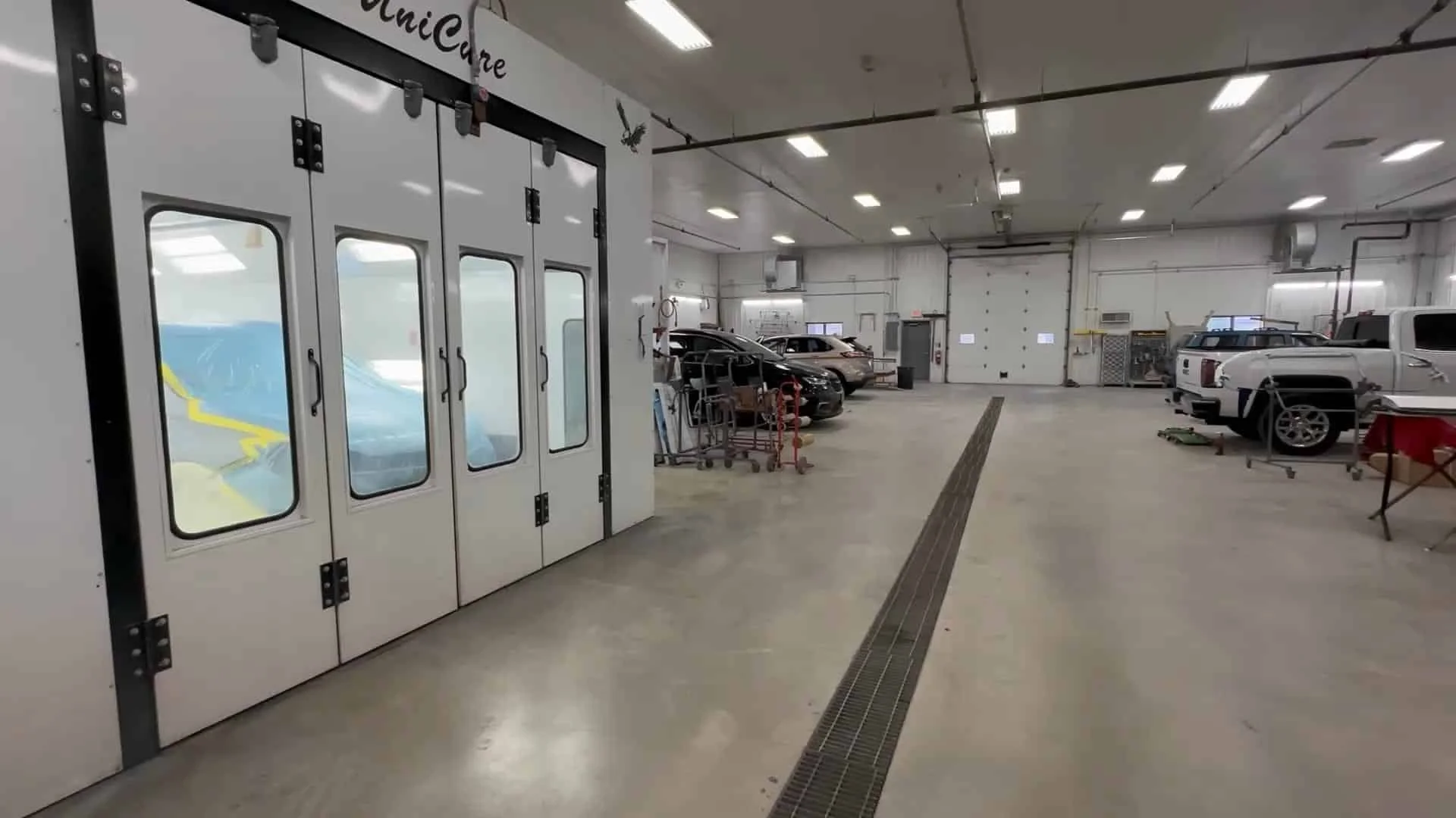 Auto Body Shop
